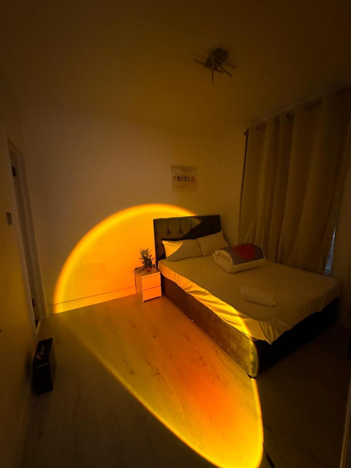 One Bedroom Flat 2nd Floor Victoria *