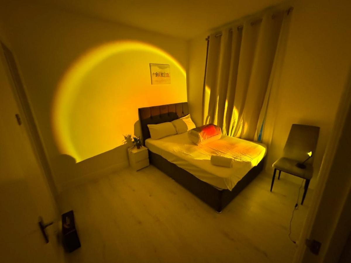 One Bedroom Flat 2nd Floor Victoria Appartamento *