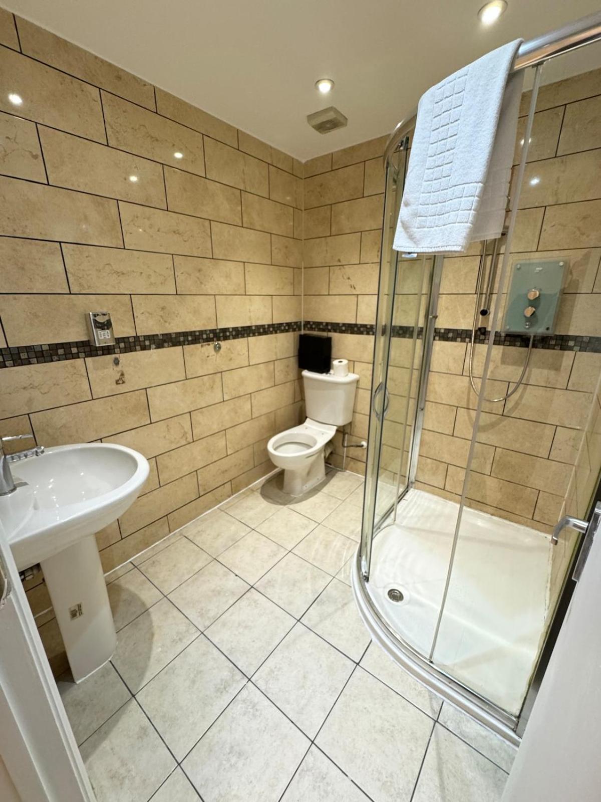 One Bedroom Flat 2nd Floor Victoria Appartamento *